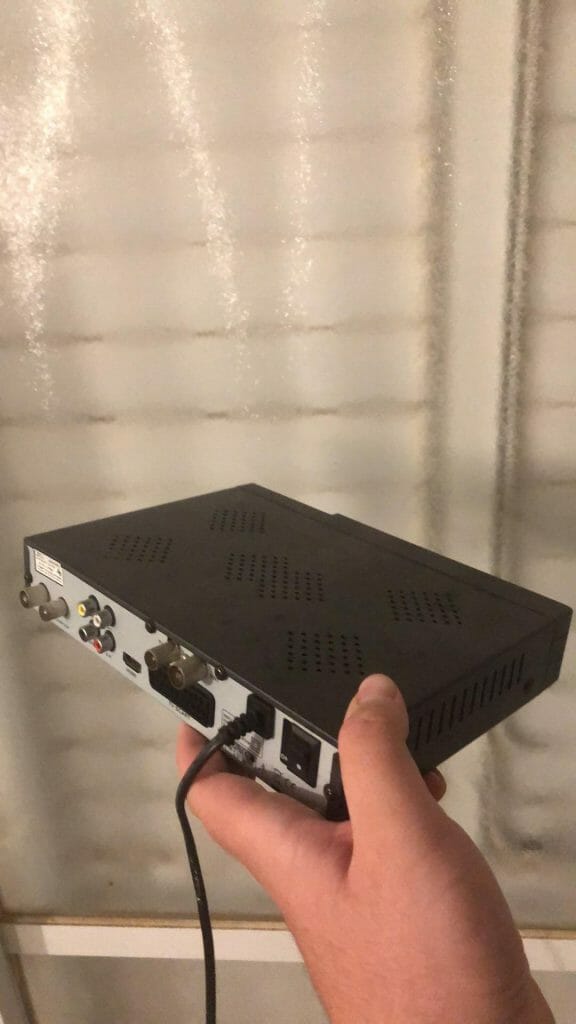 idan plus set top box for size comparison